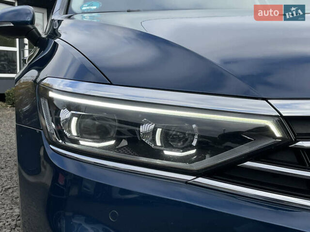 Синий Фольксваген Пассат, объемом двигателя 2 л и пробегом 154 тыс. км за 28439 $, фото 13 на Automoto.ua