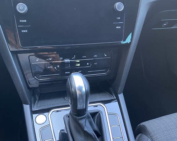 Синий Фольксваген Пассат, объемом двигателя 2 л и пробегом 244 тыс. км за 20193 $, фото 32 на Automoto.ua