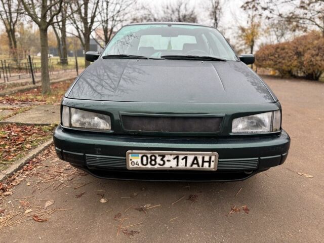 Зеленый Фольксваген Пассат, объемом двигателя 1.8 л и пробегом 298 тыс. км за 1850 $, фото 9 на Automoto.ua