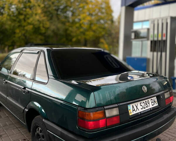 Зеленый Фольксваген Пассат, объемом двигателя 1.8 л и пробегом 410 тыс. км за 2050 $, фото 3 на Automoto.ua