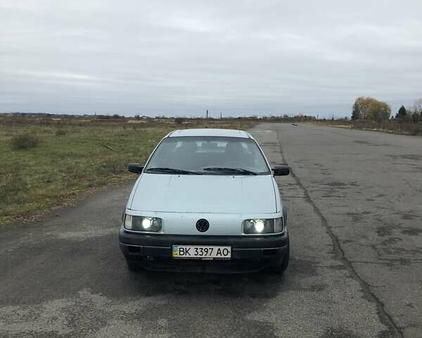 Зеленый Фольксваген Пассат, объемом двигателя 0 л и пробегом 300 тыс. км за 1300 $, фото 1 на Automoto.ua