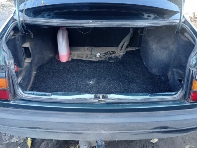 Зелений Фольксваген Пассат, об'ємом двигуна 1.8 л та пробігом 467 тис. км за 1650 $, фото 7 на Automoto.ua