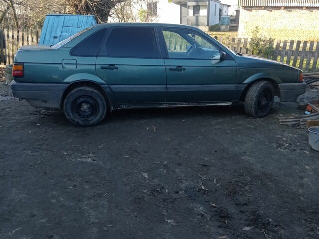 Зелений Фольксваген Пассат, об'ємом двигуна 1.8 л та пробігом 467 тис. км за 1650 $, фото 5 на Automoto.ua