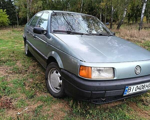 Зеленый Фольксваген Пассат, объемом двигателя 1.8 л и пробегом 100 тыс. км за 2300 $, фото 3 на Automoto.ua