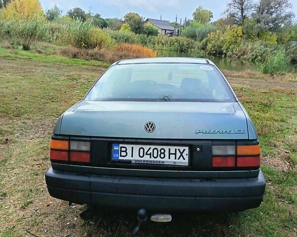 Зеленый Фольксваген Пассат, объемом двигателя 1.8 л и пробегом 100 тыс. км за 2300 $, фото 4 на Automoto.ua