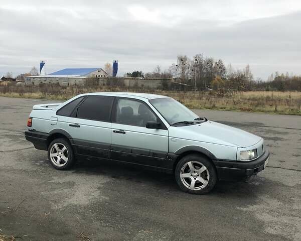 Зеленый Фольксваген Пассат, объемом двигателя 0 л и пробегом 300 тыс. км за 1300 $, фото 2 на Automoto.ua