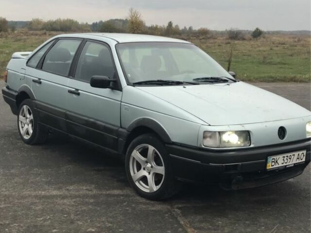 Зеленый Фольксваген Пассат, объемом двигателя 0 л и пробегом 300 тыс. км за 1400 $, фото 5 на Automoto.ua