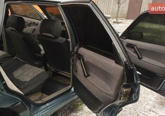 Зеленый Фольксваген Пассат, объемом двигателя 1.8 л и пробегом 204 тыс. км за 2000 $, фото 9 на Automoto.ua