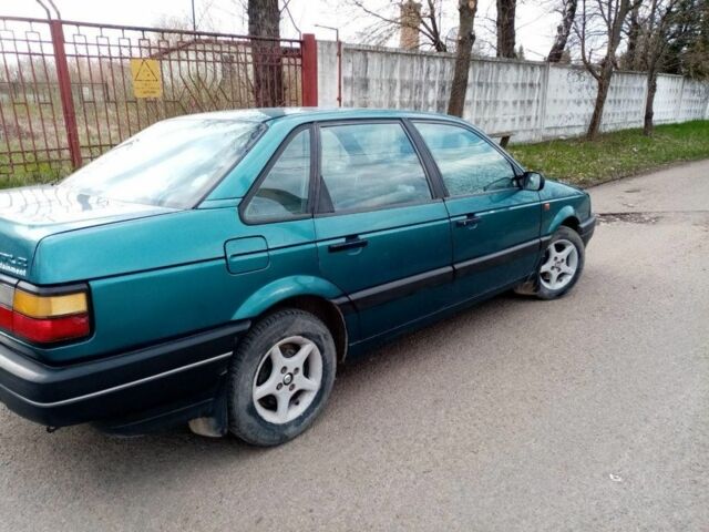 Зеленый Фольксваген Пассат, объемом двигателя 1.8 л и пробегом 413 тыс. км за 1650 $, фото 4 на Automoto.ua