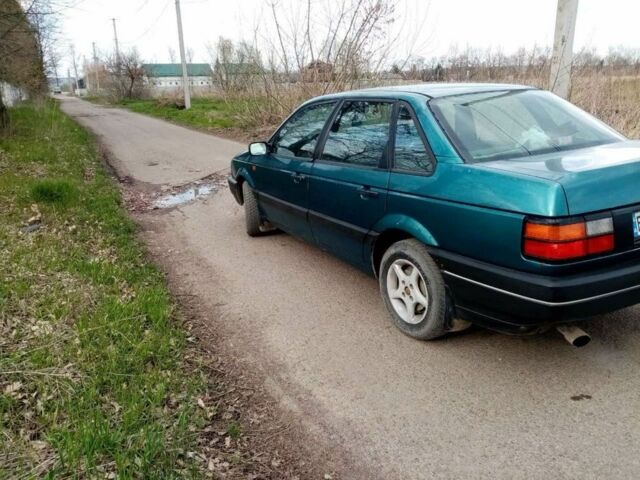 Зеленый Фольксваген Пассат, объемом двигателя 1.8 л и пробегом 413 тыс. км за 1650 $, фото 7 на Automoto.ua