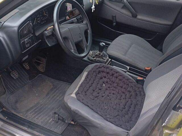 Зелений Фольксваген Пассат, об'ємом двигуна 0 л та пробігом 600 тис. км за 477 $, фото 4 на Automoto.ua