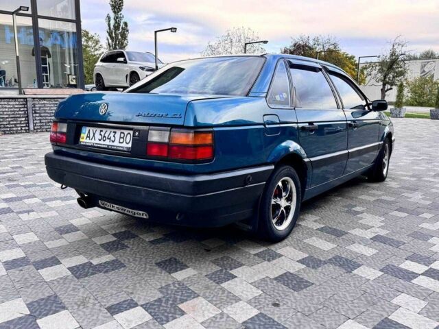 Зеленый Фольксваген Пассат, объемом двигателя 1.8 л и пробегом 280 тыс. км за 2700 $, фото 6 на Automoto.ua