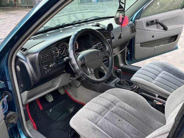 Зеленый Фольксваген Пассат, объемом двигателя 1.8 л и пробегом 280 тыс. км за 2700 $, фото 8 на Automoto.ua