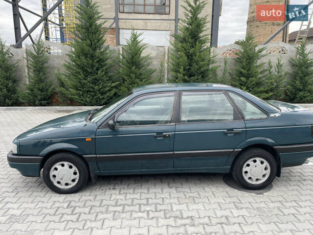 Зеленый Фольксваген Пассат, объемом двигателя 1.6 л и пробегом 320 тыс. км за 1650 $, фото 9 на Automoto.ua