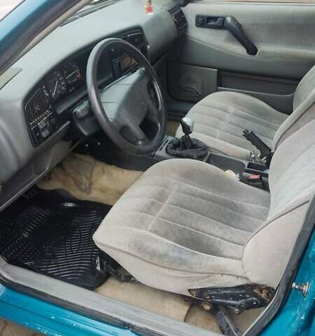 Зеленый Фольксваген Пассат, объемом двигателя 1.8 л и пробегом 250 тыс. км за 850 $, фото 11 на Automoto.ua