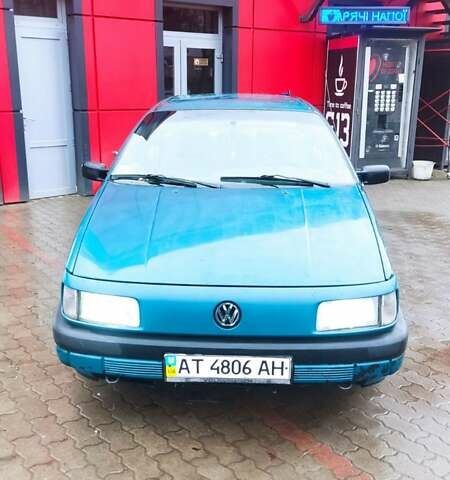 Зеленый Фольксваген Пассат, объемом двигателя 1.8 л и пробегом 250 тыс. км за 850 $, фото 1 на Automoto.ua