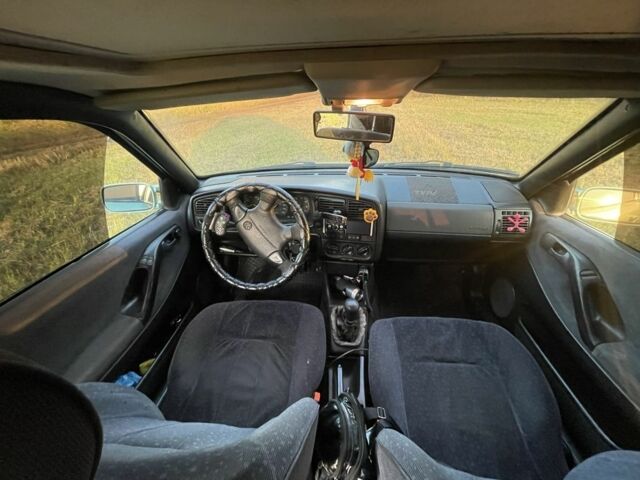 Зеленый Фольксваген Пассат, объемом двигателя 2 л и пробегом 344 тыс. км за 2550 $, фото 10 на Automoto.ua