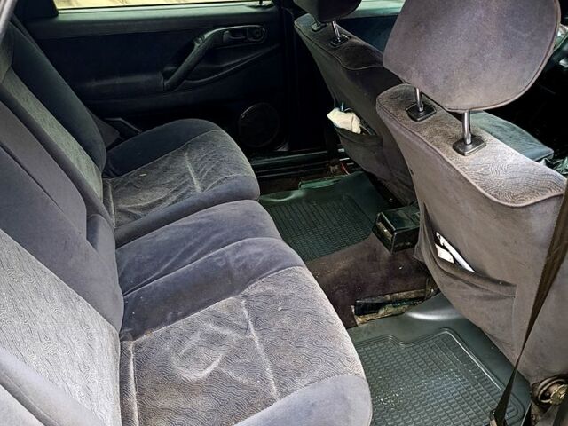 Зеленый Фольксваген Пассат, объемом двигателя 2.8 л и пробегом 315 тыс. км за 2500 $, фото 6 на Automoto.ua