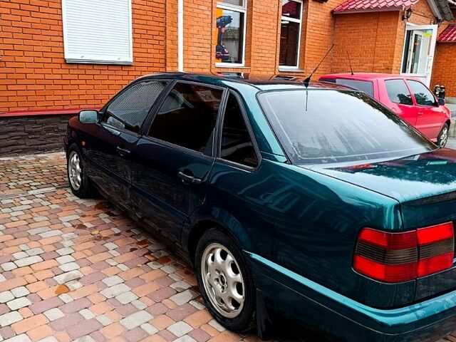 Зеленый Фольксваген Пассат, объемом двигателя 2.8 л и пробегом 315 тыс. км за 2500 $, фото 4 на Automoto.ua