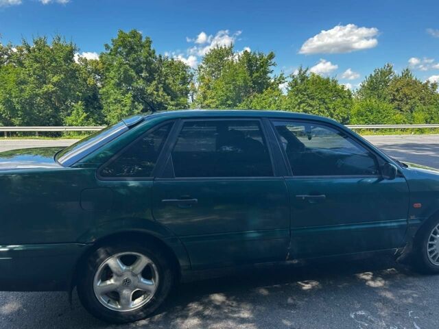 Зелений Фольксваген Пассат, об'ємом двигуна 2 л та пробігом 480 тис. км за 1400 $, фото 7 на Automoto.ua