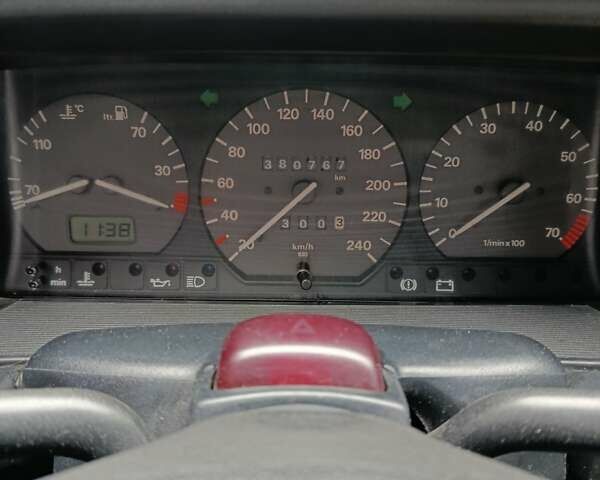 Зеленый Фольксваген Пассат, объемом двигателя 2 л и пробегом 380 тыс. км за 2400 $, фото 1 на Automoto.ua