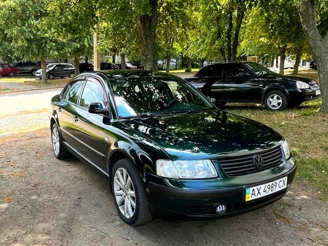 Зеленый Фольксваген Пассат, объемом двигателя 1.8 л и пробегом 0 тыс. км за 3600 $, фото 1 на Automoto.ua