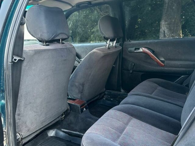 Зелений Фольксваген Пассат, об'ємом двигуна 2 л та пробігом 480 тис. км за 1400 $, фото 5 на Automoto.ua