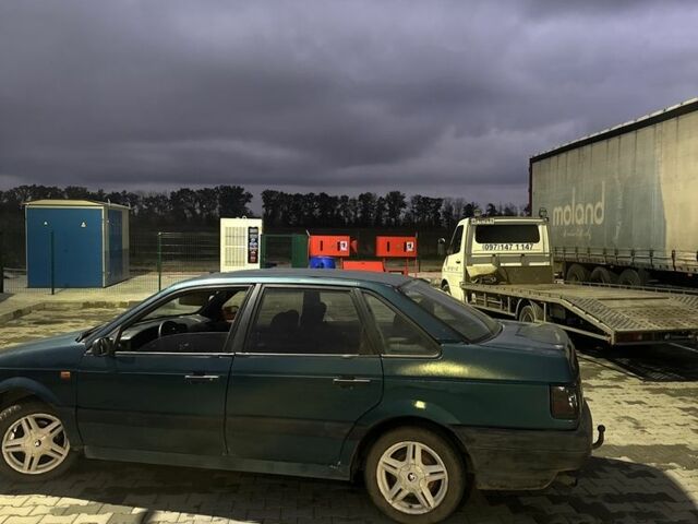 Зеленый Фольксваген Пассат, объемом двигателя 1.8 л и пробегом 223 тыс. км за 750 $, фото 5 на Automoto.ua