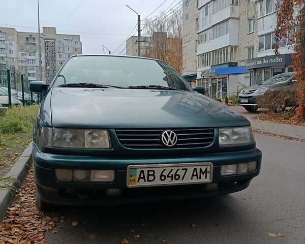 Зеленый Фольксваген Пассат, объемом двигателя 2 л и пробегом 380 тыс. км за 2400 $, фото 6 на Automoto.ua