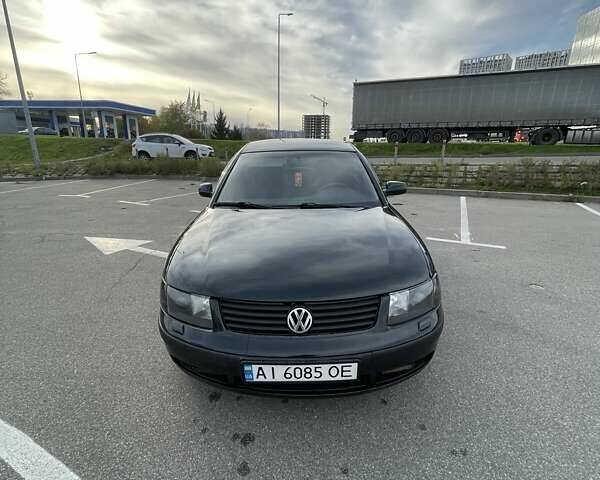 Зеленый Фольксваген Пассат, объемом двигателя 1.78 л и пробегом 328 тыс. км за 3250 $, фото 8 на Automoto.ua