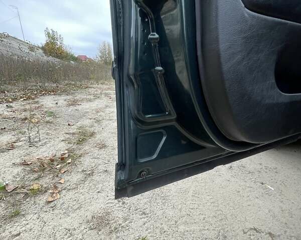 Фольксваген Пассат 1996 у Києві на Automoto.ua Зелений Фольксваген Пассат, об'ємом двигуна 1.78 л та пробігом 328 тис. км за 3500 $, фото 17 на Automoto.ua