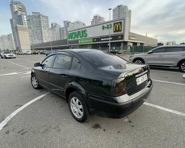 Зеленый Фольксваген Пассат, объемом двигателя 1.78 л и пробегом 328 тыс. км за 3250 $, фото 18 на Automoto.ua