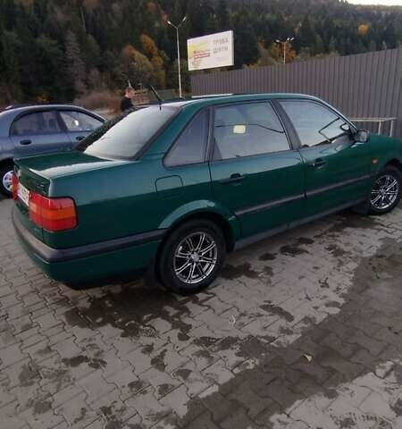 Фольксваген Пассат 1996 у Сколе на Automoto.ua Зелений Фольксваген Пассат, об'ємом двигуна 2 л та пробігом 181 тис. км за 2800 $, фото 1 на Automoto.ua
