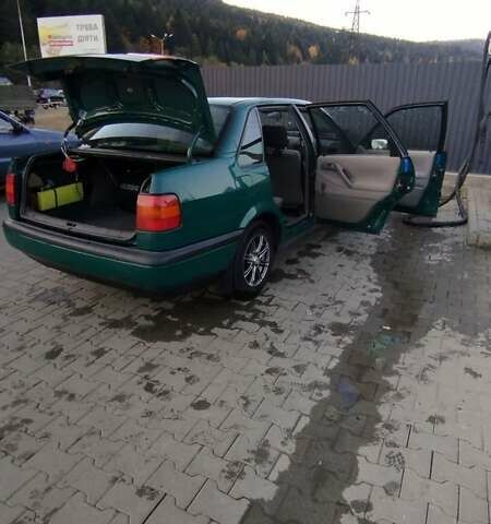 Фольксваген Пассат 1996 у Сколе на Automoto.ua Зелений Фольксваген Пассат, об'ємом двигуна 2 л та пробігом 181 тис. км за 2800 $, фото 4 на Automoto.ua