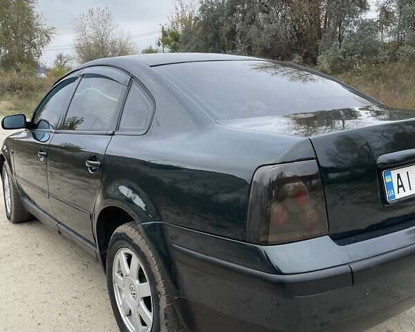 Фольксваген Пассат 1996 у Києві на Automoto.ua Зелений Фольксваген Пассат, об'ємом двигуна 1.78 л та пробігом 328 тис. км за 3500 $, фото 10 на Automoto.ua