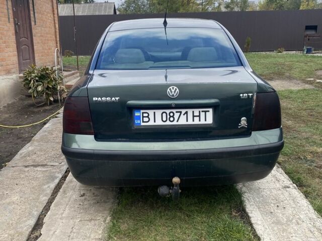 Зеленый Фольксваген Пассат, объемом двигателя 1.8 л и пробегом 430 тыс. км за 3800 $, фото 2 на Automoto.ua