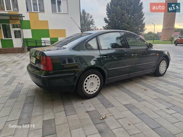 Зеленый Фольксваген Пассат, объемом двигателя 1.78 л и пробегом 196 тыс. км за 3999 $, фото 12 на Automoto.ua