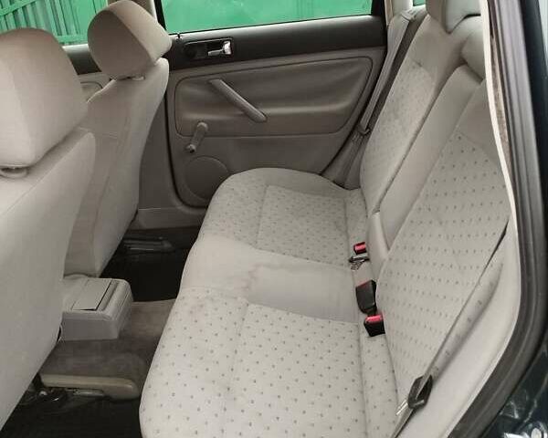 Зеленый Фольксваген Пассат, объемом двигателя 1.6 л и пробегом 244 тыс. км за 5000 $, фото 3 на Automoto.ua