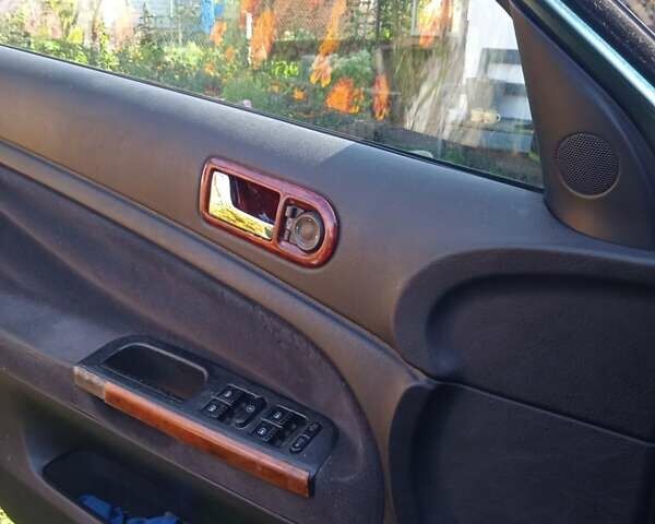 Зеленый Фольксваген Пассат, объемом двигателя 1.8 л и пробегом 260 тыс. км за 4500 $, фото 28 на Automoto.ua