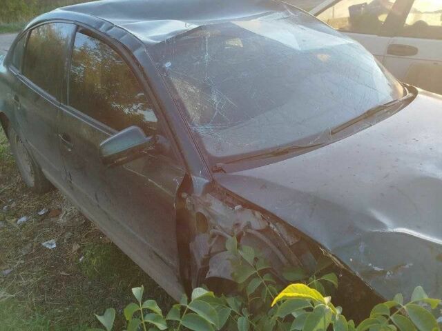 Зелений Фольксваген Пассат, об'ємом двигуна 1.6 л та пробігом 3 тис. км за 1307 $, фото 5 на Automoto.ua