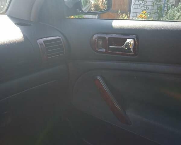 Зеленый Фольксваген Пассат, объемом двигателя 1.8 л и пробегом 260 тыс. км за 4500 $, фото 10 на Automoto.ua