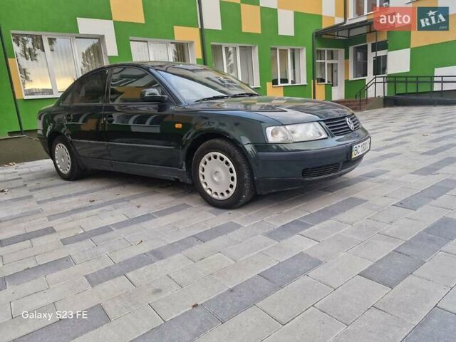 Зеленый Фольксваген Пассат, объемом двигателя 1.78 л и пробегом 196 тыс. км за 3999 $, фото 33 на Automoto.ua