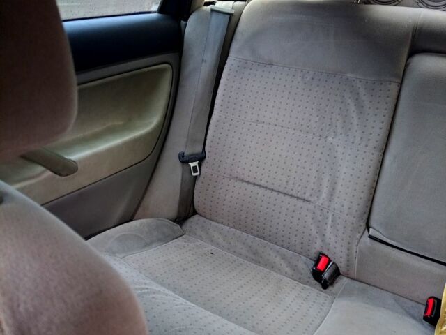 Зелений Фольксваген Пассат, об'ємом двигуна 1.8 л та пробігом 0 тис. км за 3000 $, фото 1 на Automoto.ua