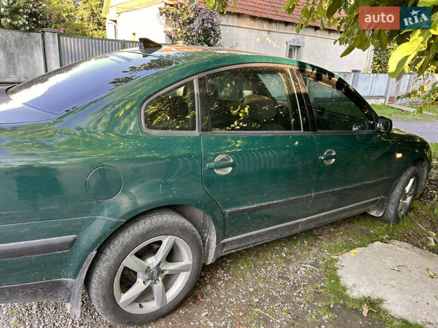 Зеленый Фольксваген Пассат, объемом двигателя 1.6 л и пробегом 386 тыс. км за 3000 $, фото 6 на Automoto.ua