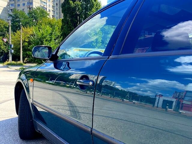 Зеленый Фольксваген Пассат, объемом двигателя 1.6 л и пробегом 273 тыс. км за 3500 $, фото 8 на Automoto.ua