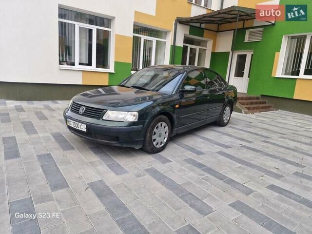 Зеленый Фольксваген Пассат, объемом двигателя 1.78 л и пробегом 196 тыс. км за 3999 $, фото 7 на Automoto.ua