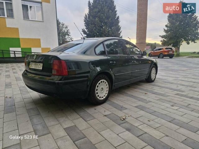 Зеленый Фольксваген Пассат, объемом двигателя 1.78 л и пробегом 196 тыс. км за 3999 $, фото 31 на Automoto.ua