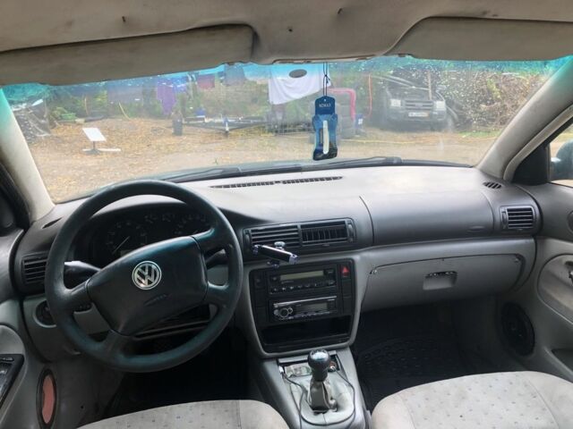 Зелений Фольксваген Пассат, об'ємом двигуна 0 л та пробігом 290 тис. км за 1437 $, фото 3 на Automoto.ua