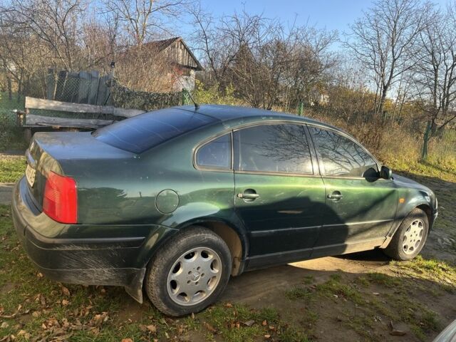 Зеленый Фольксваген Пассат, объемом двигателя 1.8 л и пробегом 250 тыс. км за 2500 $, фото 15 на Automoto.ua