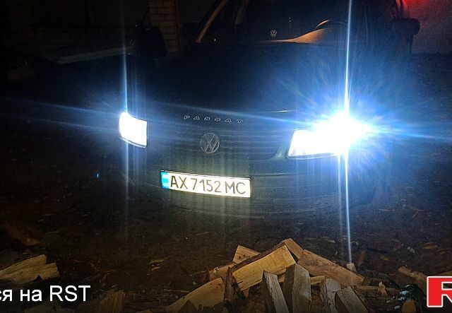 Зеленый Фольксваген Пассат, объемом двигателя 1.8 л и пробегом 221 тыс. км за 4250 $, фото 12 на Automoto.ua